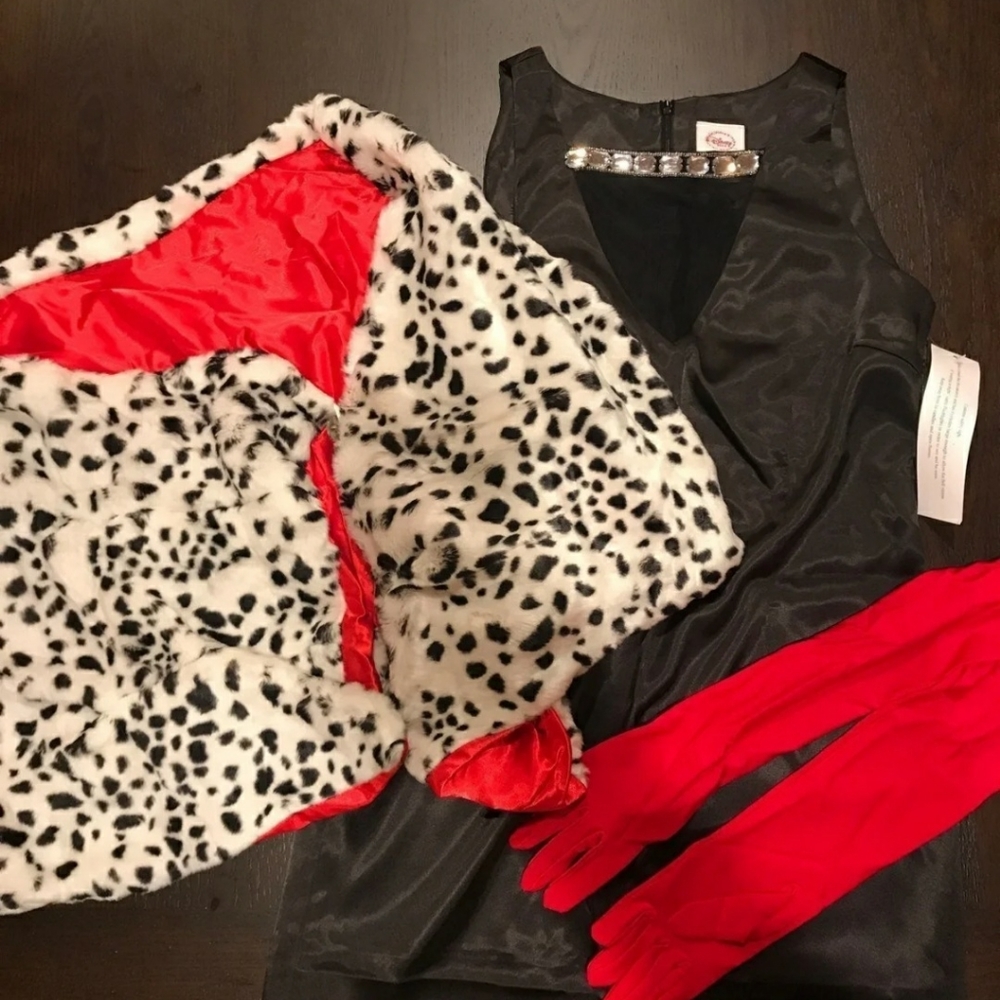Cruella de vil Halloween costume